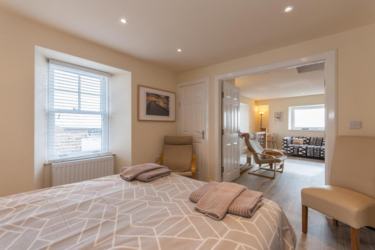 Stunning Shore Front House In Historic Cellardyke Anstruther Eksteriør billede