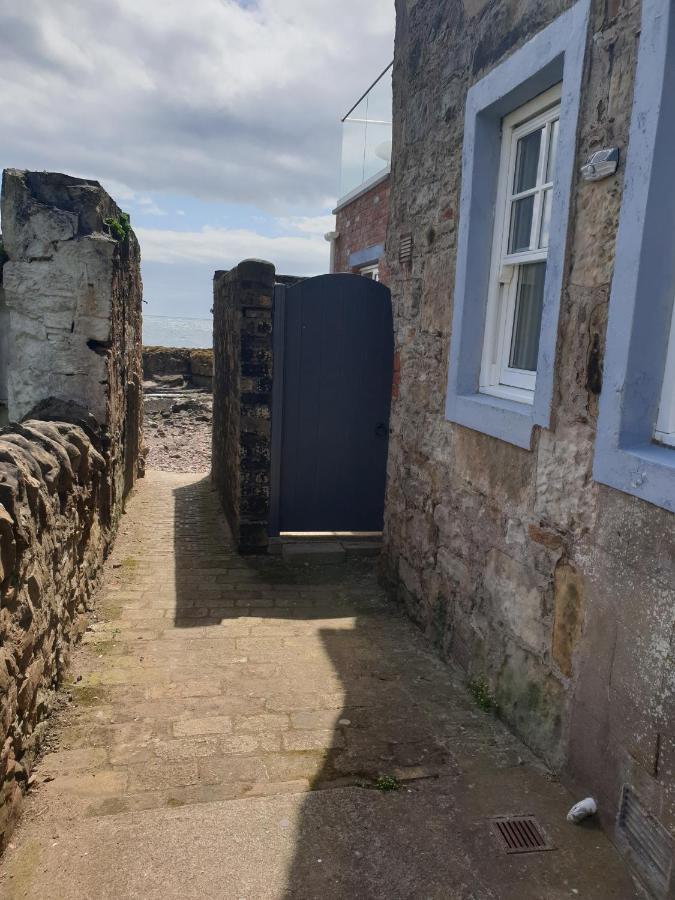 Stunning Shore Front House In Historic Cellardyke Anstruther Eksteriør billede